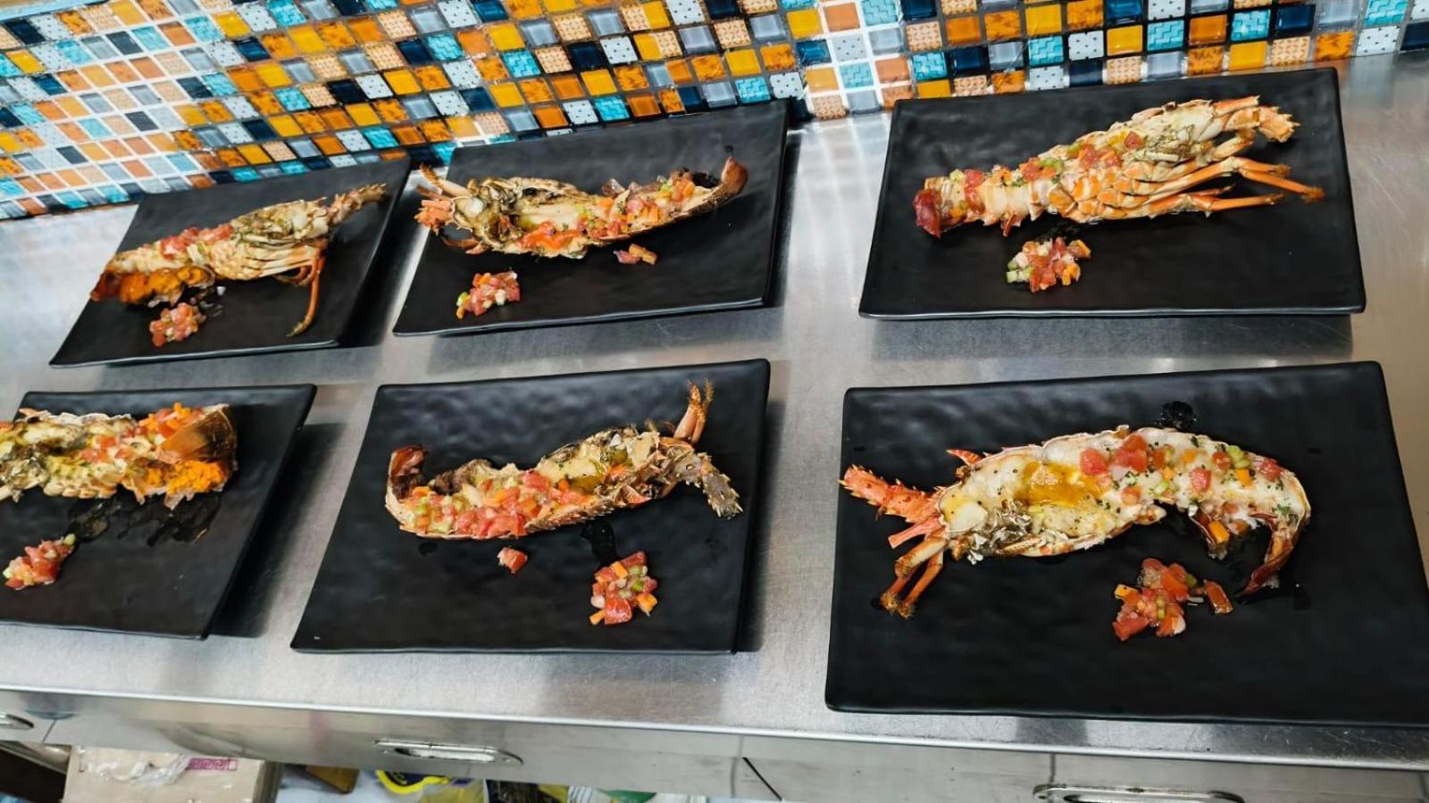 Pinokkio B&B Restaurant 乌干沙 外观 照片